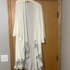 Torrid Cream and Gray Embroidered Kimono